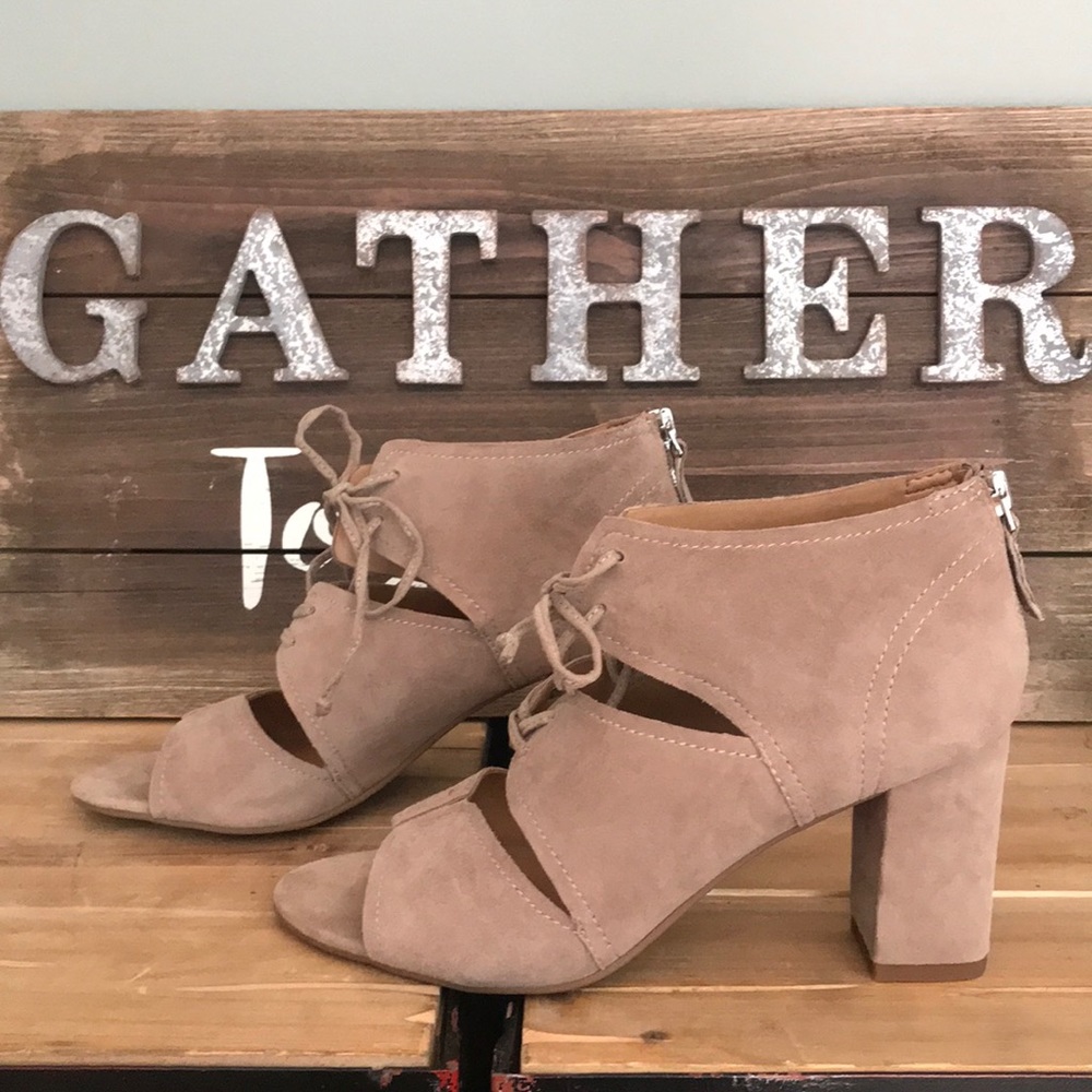NWOT Franco Sarto Block heel Sandals - 8